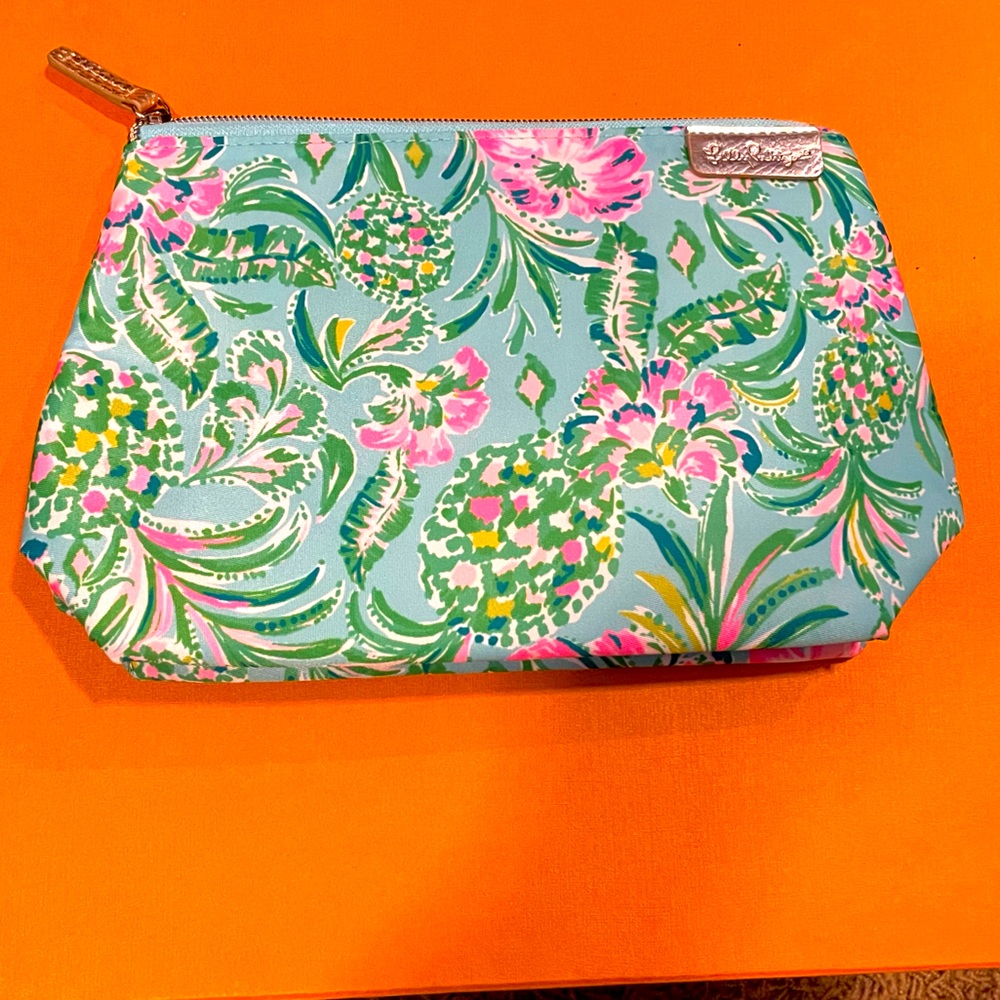 Lilly Pulitzer make up bag! Never used!